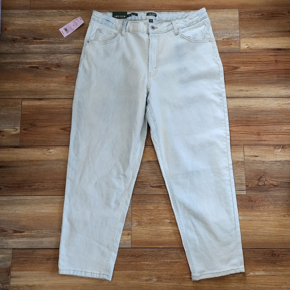 Wild Fable Jeans Womens 16 Light Wash Blue High Rise Tapered NEW